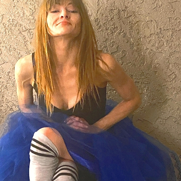 Meet your Posher, Cassondra - Picture 1 of 3